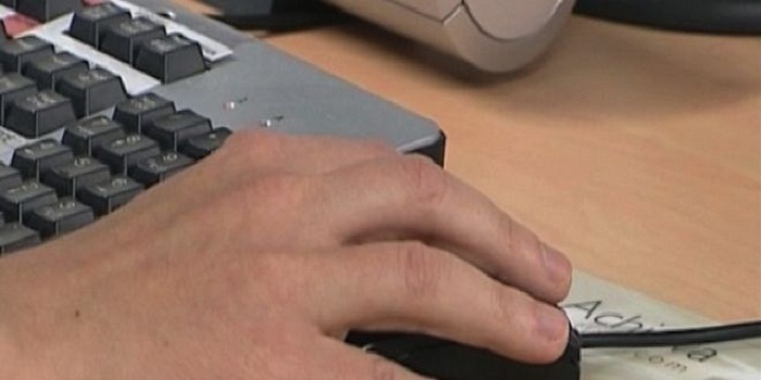 Allemagne: opération contre les trafics sur internet